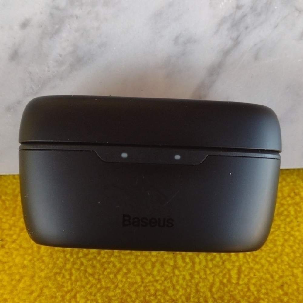 Baseus Black Wireless Earbuds Case NWOT